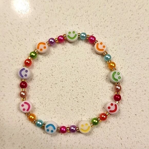 Taylor Swift Friendship Bracelet - Picture 1 of 2